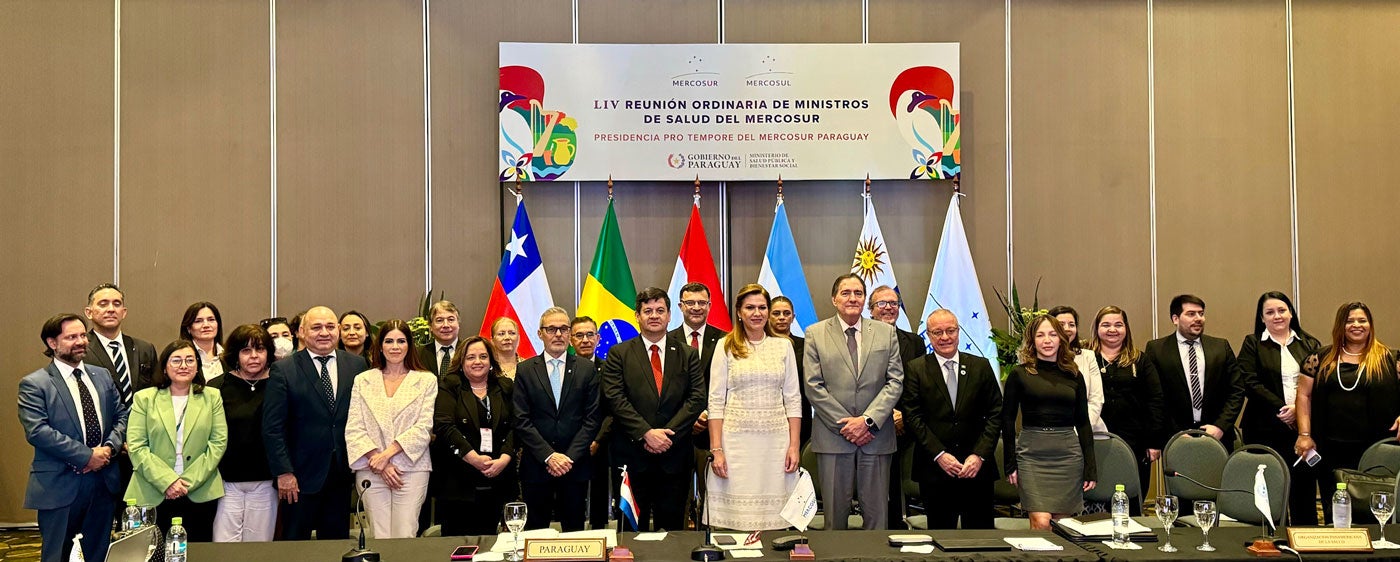 Foto de grupo - 54.a Reunión Ordinaria de Ministros de Salud del MERCOSUR y Estados Asociados