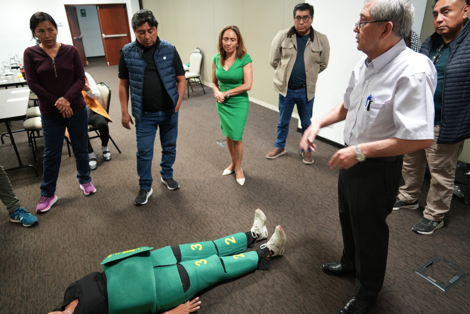 OPS/Luz Rospigliosi || Sesión demostrativa del uso del traje anti-shock no neumático (TANN) a paciente. 