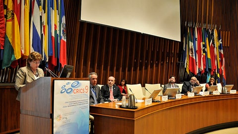 CRICS9: Expertos destacan importancia de eSalud en el acceso de los servicios de salud