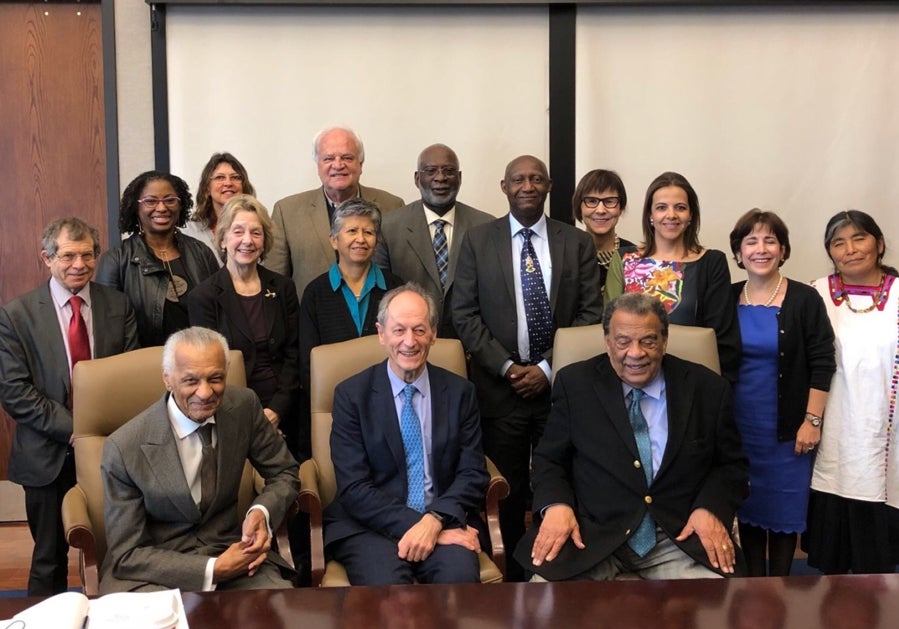 comision-equidad-atlanta-899px