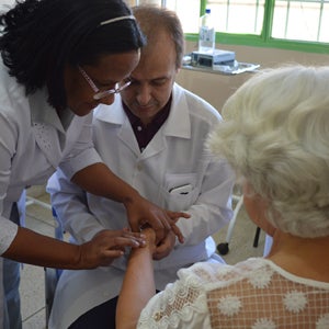 Bachelet presidirá comisión de la OPS que impulsará el acceso y la cobertura universal de salud en las Américas