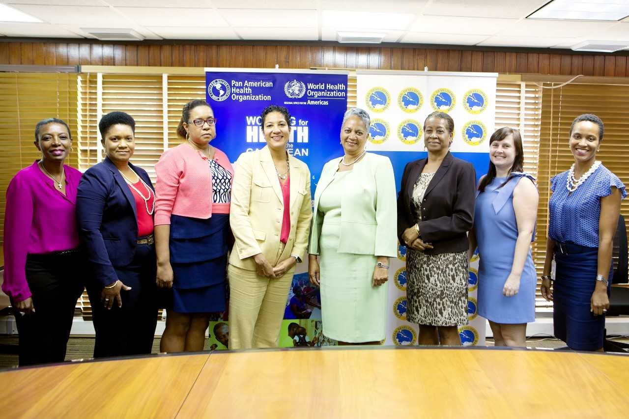 signing-agreement-paho-cdb-3