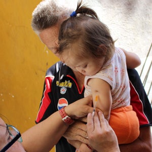 PAHO urges countries to vaccinate against measles to maintain its elimination in the Americas