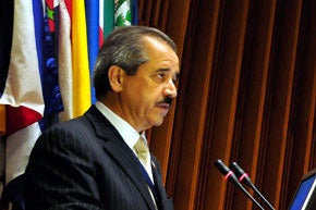 El ministro de Salud de México, José Córdova Villalobos