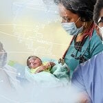 Enfermeros y neonato