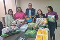 Autoridades de salud reciben materiales de salud mental