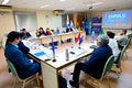 representantes de los países miembros del BANVACO y del sector privado de Bolivia y Brasil, técnicos de PANAFTOSA discutiendo el plan de trabajo en la cuarta  reunión del mecanismo regional 