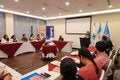 ténicos de PANAFTOSA, OPS Guatemala, expertors internacionales y la viceministra de salud de Guatemala reunidos revisando las estrategias para mejorar la respuesta ante los accidentes por animales venenosos en el país