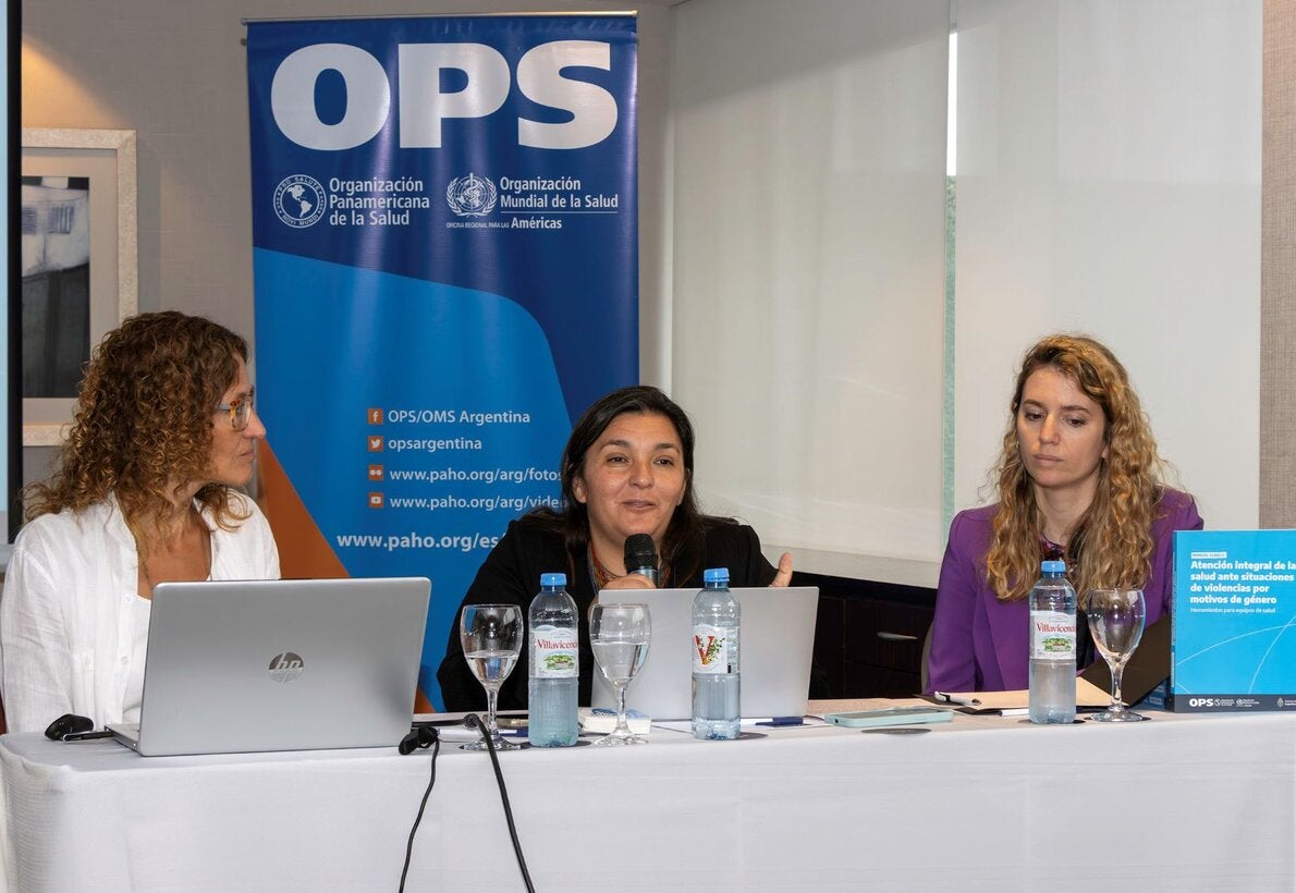 Autoridades y equipos de salud analizaron los avances y desafíos de la implementación del Manual clínico de atención integral ante situaciones de violencias por motivos de género 