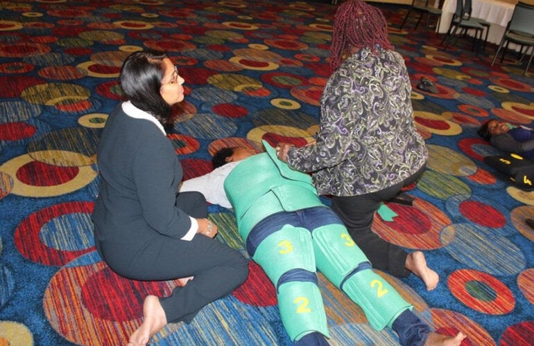 Doctors and Mid-wives train to use the Non-Pneumatic Anti-shock Garment
