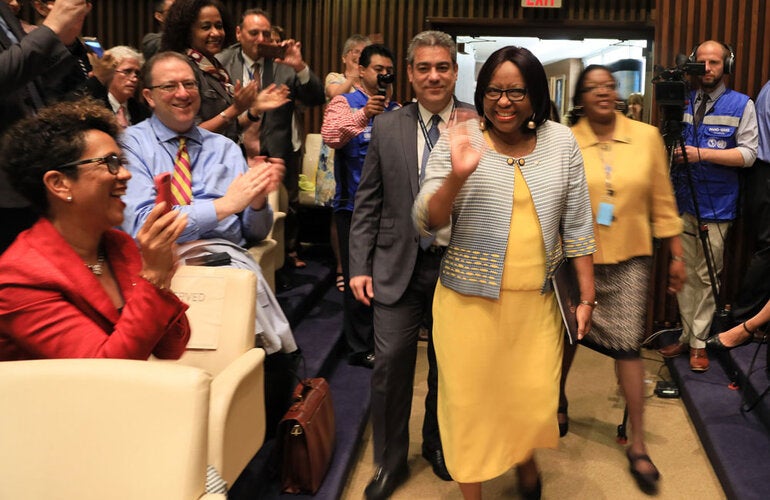 Carissa F. Etienne es reelegida para un segundo mandato como Directora de la OPS