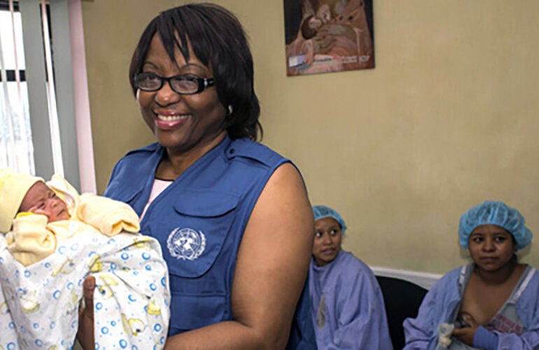 directora visit banco de leche