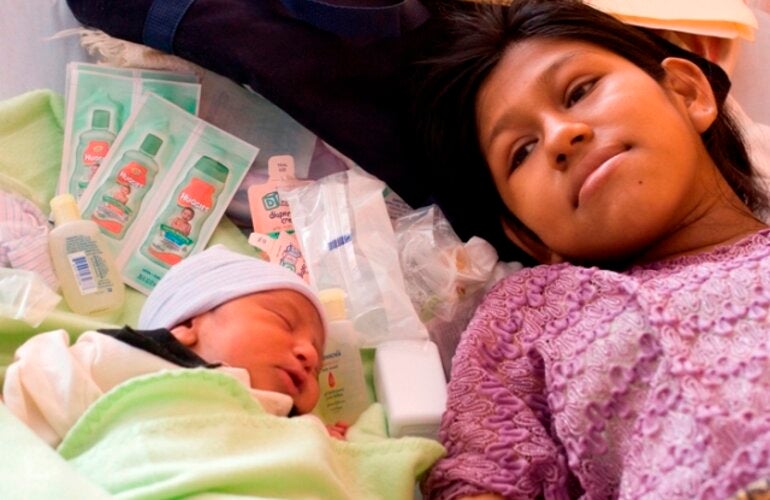 Madre y recién nacido