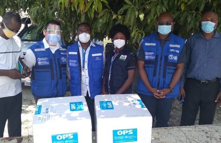 Entrega antitoxina a Haiti