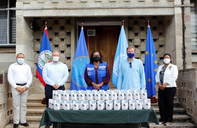 paho-eu-handover-pulseoximeters-moh