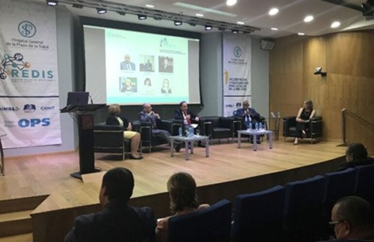 Expositores durante el seminario