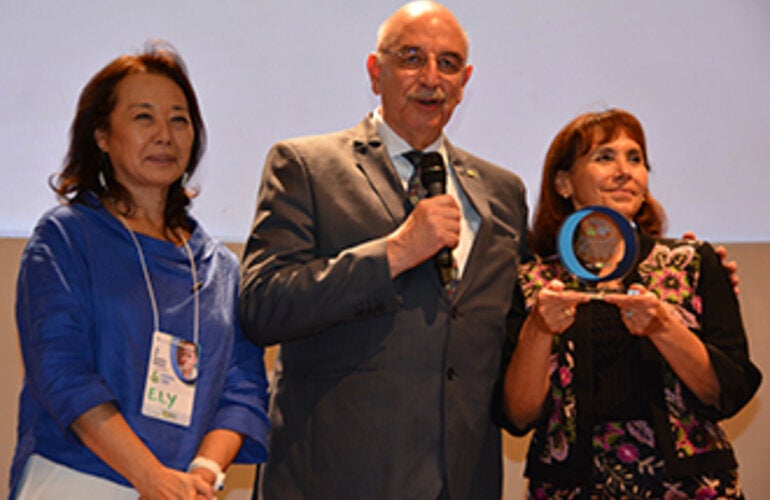 Prêmio de reconhecimento OPAS por sua parceria e apoio ao programa Criança Feliz