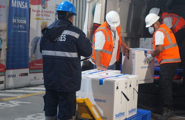 Llegada de vacunas contra la COVID-19 por medio de mecanismo COVAX