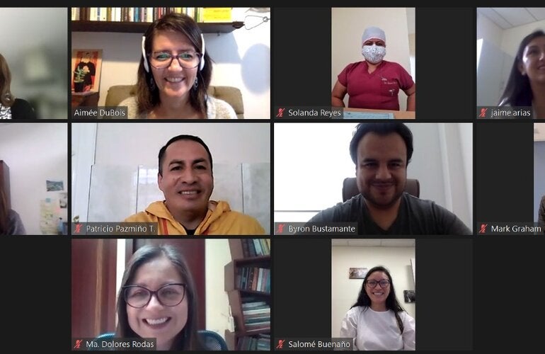 160 graduados de curso sobre salud mental, impulsado por la UTPL, OPS y Embajada de Canadá