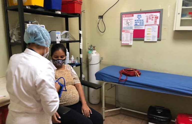 Ecuador implementa el programa HEARTS para luchar contra la hipertensión