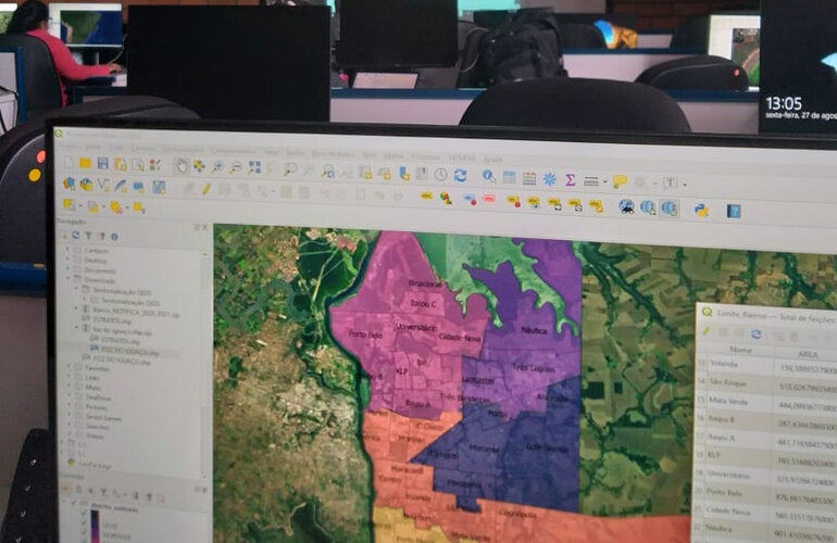Técnicos recebem treinamento para qualificar a análise de informações em saúde