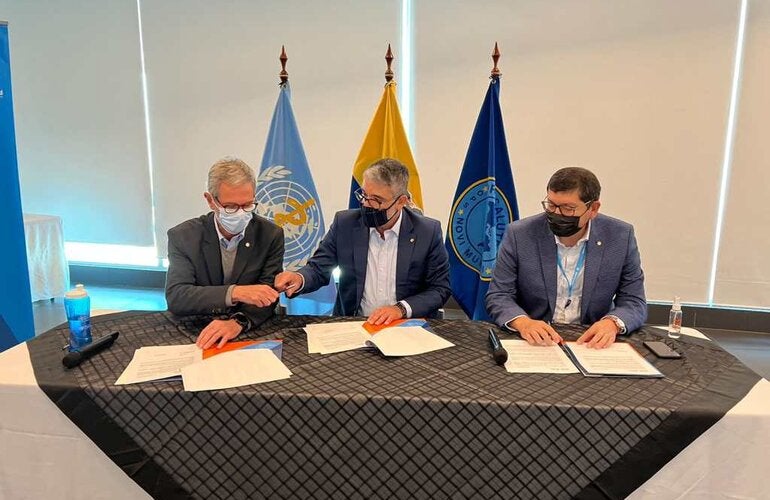 El doctor Óscar Barreneche asume la representación de la OPS/OMS en Ecuador