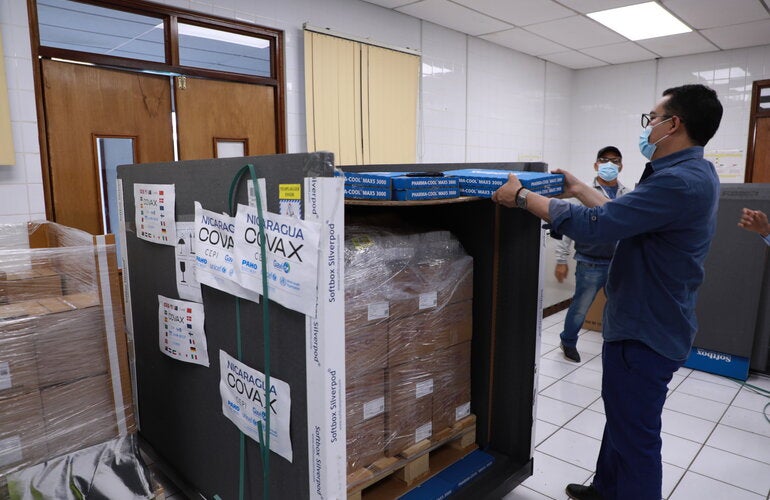 Donación multilateral de 134,400 dosis de AZ