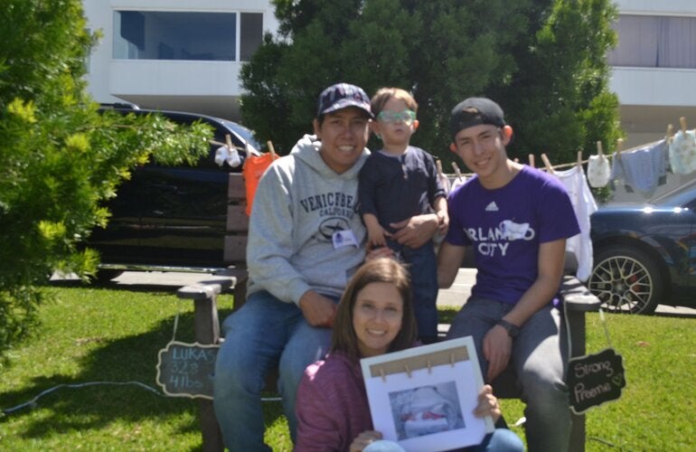 Niño-prematuro-y-su-familia