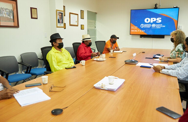 REUNION-AUTORIDADES-GUNAYALA-Minsa-OPS-2022-pan-1500x750.jpg