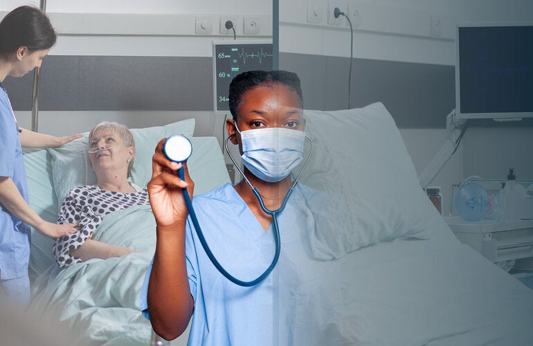 Enfermera en centro de salud