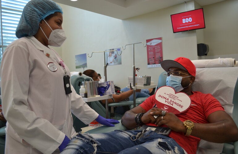 Donante voluntario de sangre en Hemocentro Nacional.