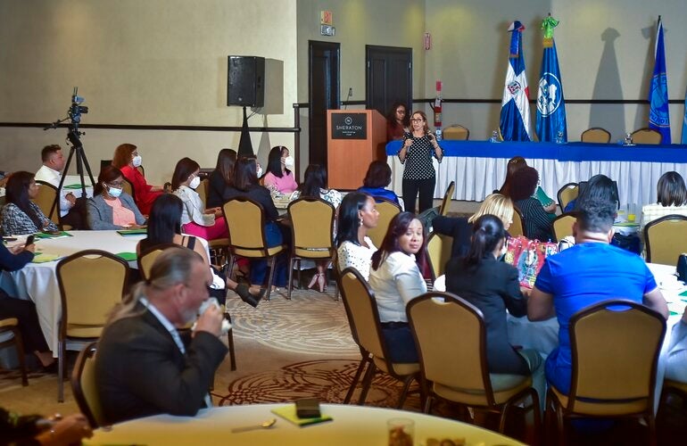 Realizaciòn de jornada capacitaciones en Manejo Clínico de Dengue.