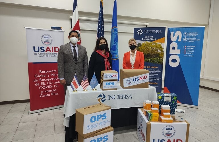 Viceministro de Salud, Embajadora de Estados Unidos en Costa Rica y Representante de OPS/OMS en Costa Rica