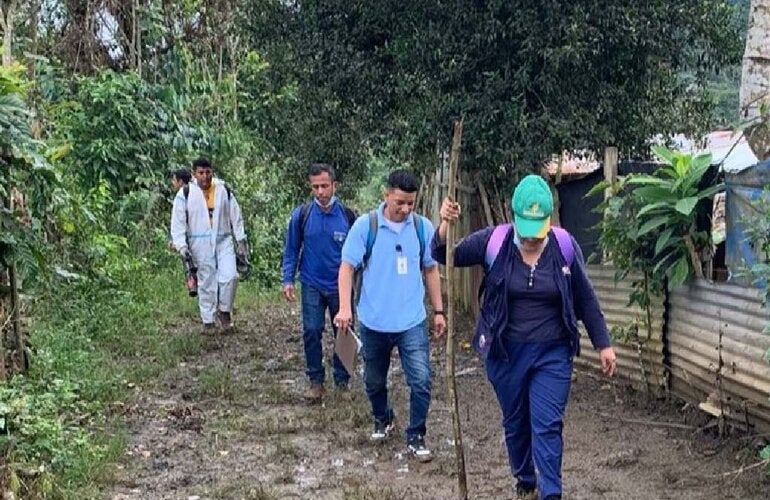 OPS coopera técnicamente con Ecuador para eliminar la malaria