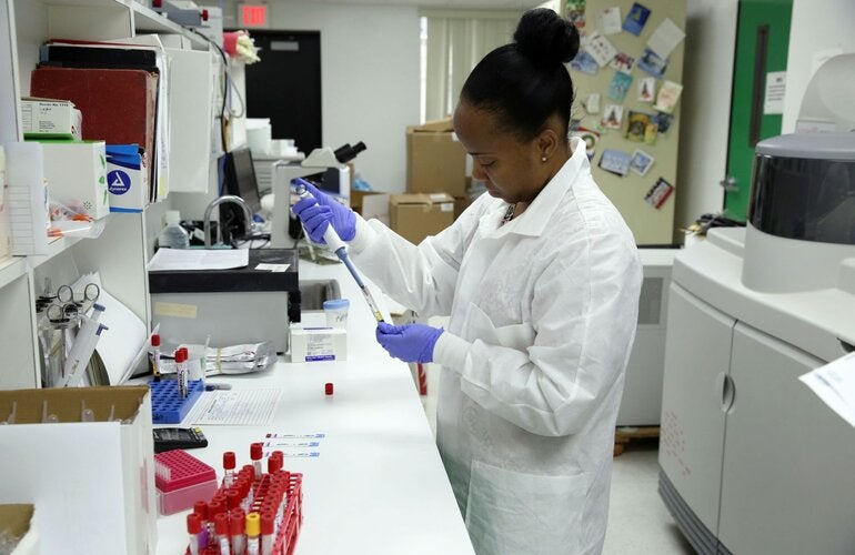 Anniversary Photo Exhibit: Living with HIV/AIDS - PAHO/WHO | Pan ...