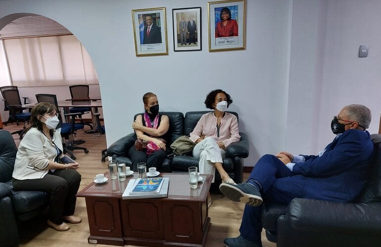 Reunión entre el Representante de OPS y la presidenta de la Sociedad Venezolana de Pediatría