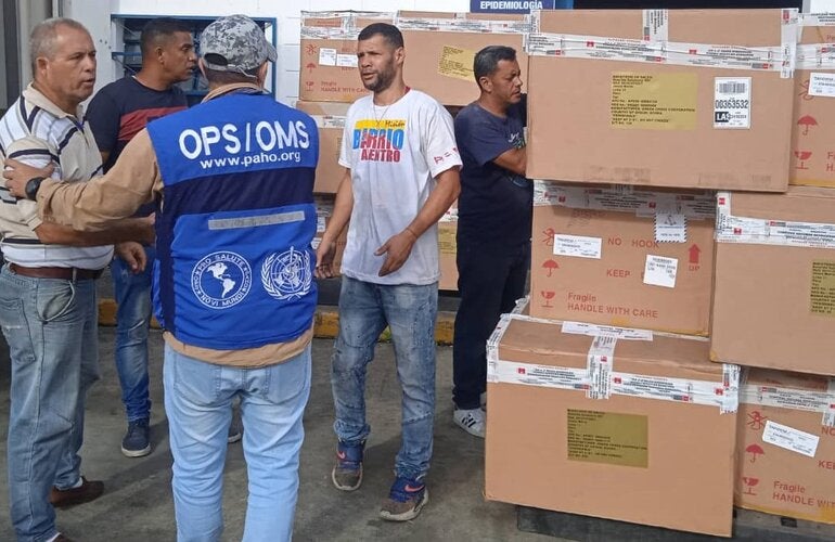 Las vacunas fueron trasladadas al almacén central de epidemiología del MPPS