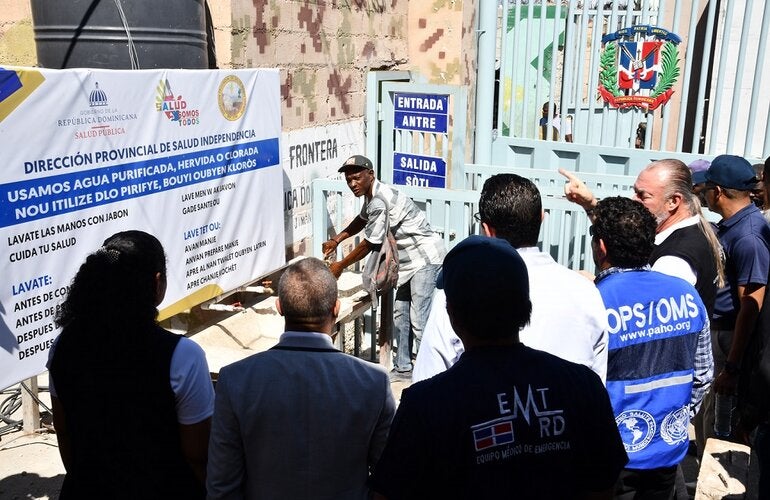 Autoridades de salud estatales y organismos en frontera.