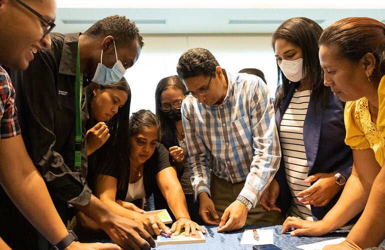 TallerComunidadesHablarCOVID19-2023-PAN-1500X750-JPG