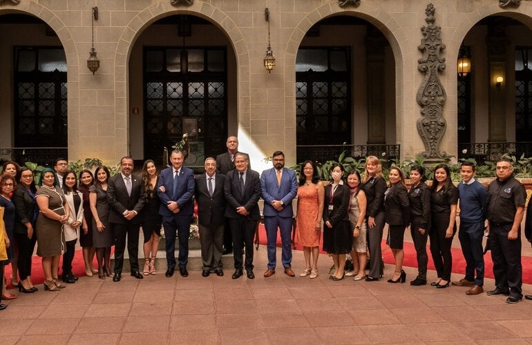 Conceden a la OPS ceremonia de la Rosa de la Paz por 120 años al servicio de la salud 