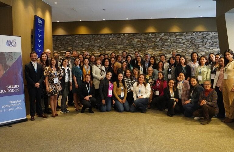 Foto grupal de los participantes del taller