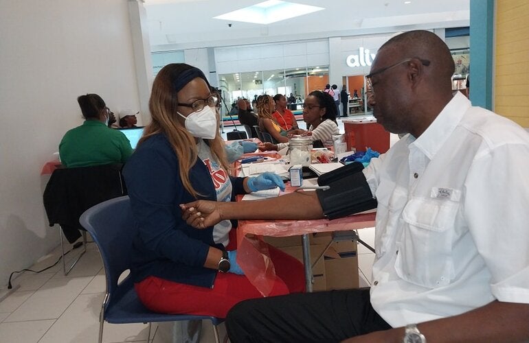 Team PAHO gets screened prior to donating blood