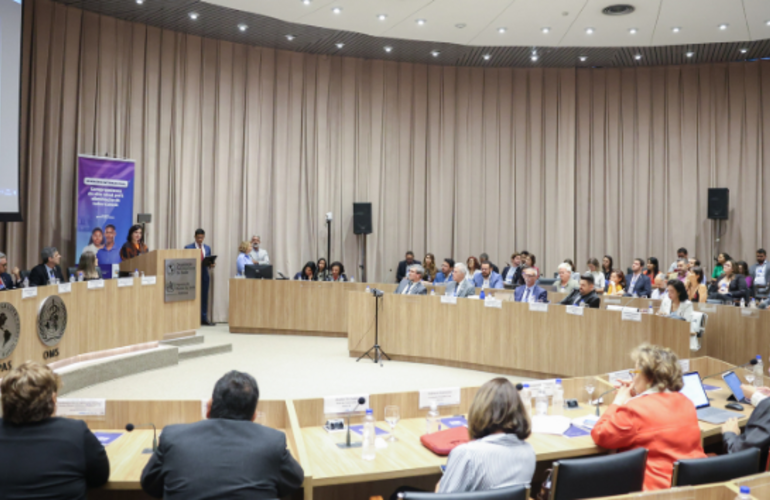 Mesa de abertura do seminário internacional Compromissos de alto nível para eliminação da tuberculose como problema de saúde pública 