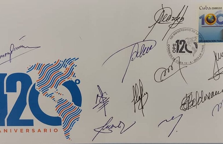 Sobre con cancelador y sello dedicado a 120 años de OPS