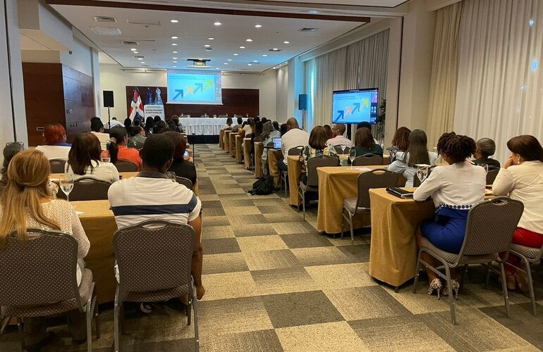 OPS participa en congreso nacional de la Sociedad Dominicana de Infectología de República Dominicana