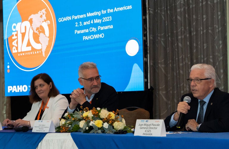 Meeting of the regional group of the Global Outbreak Alert and Response Network (GOARN) brought together more than 60 regional epidemiologists, laboratory experts, clinicians, and veterinarians in Panama from 2-4 May 