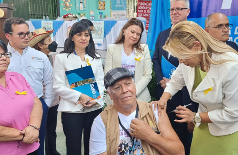 SVA-Jornada Nacional de Vacunación y Desparasitación en Honduras