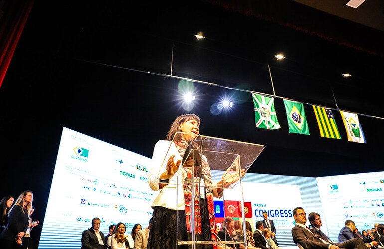 Socorro Gross na abertura do Congresso