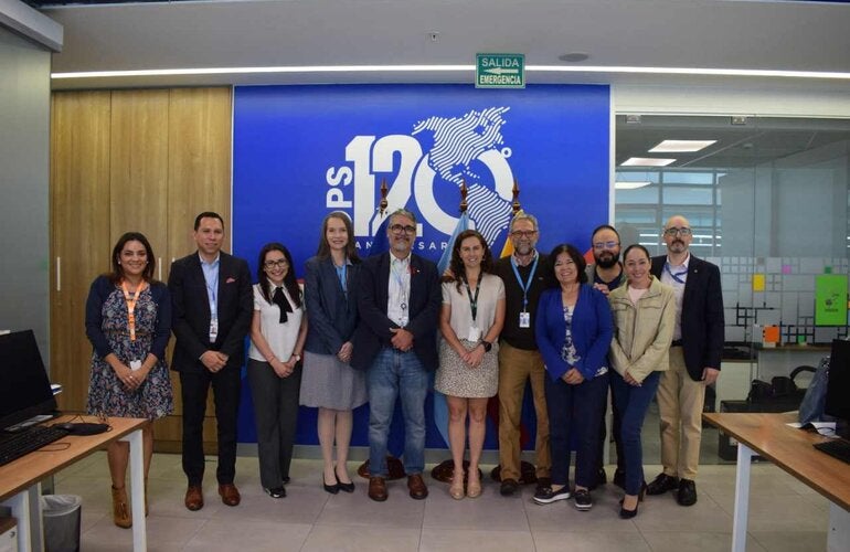 OPS/OMS aborda temas de cooperación en salud pública con el Municipio de Quito