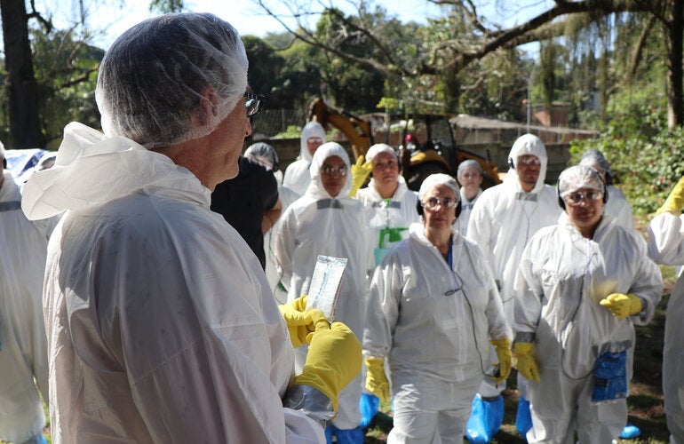 Taller de Gestión de Alta Mortalidad en Animales en Emergencia de Influenza Aviar